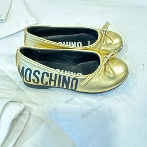 Moschino girl shoes, gold with black Moschino label!
